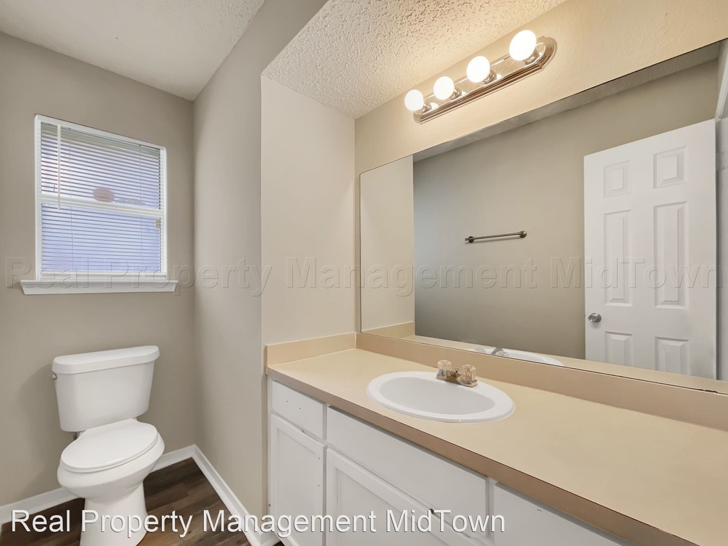 2205 - 2207 Chase Court - Photo 4