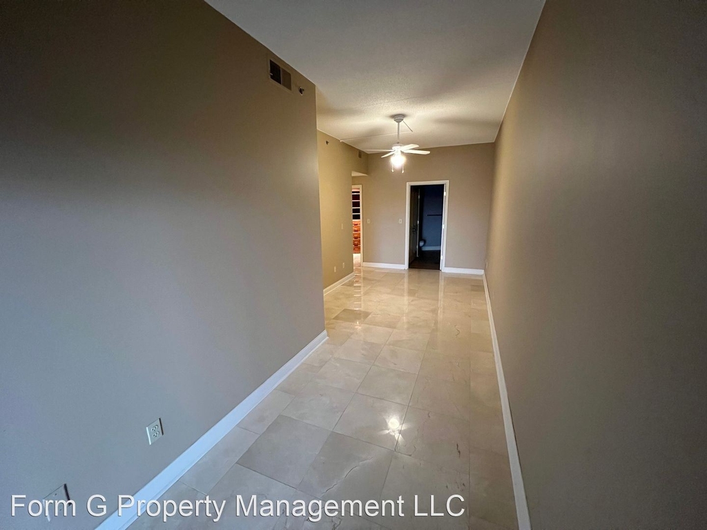 1 Riverpointe Plaza, Apt.811 - Photo 21