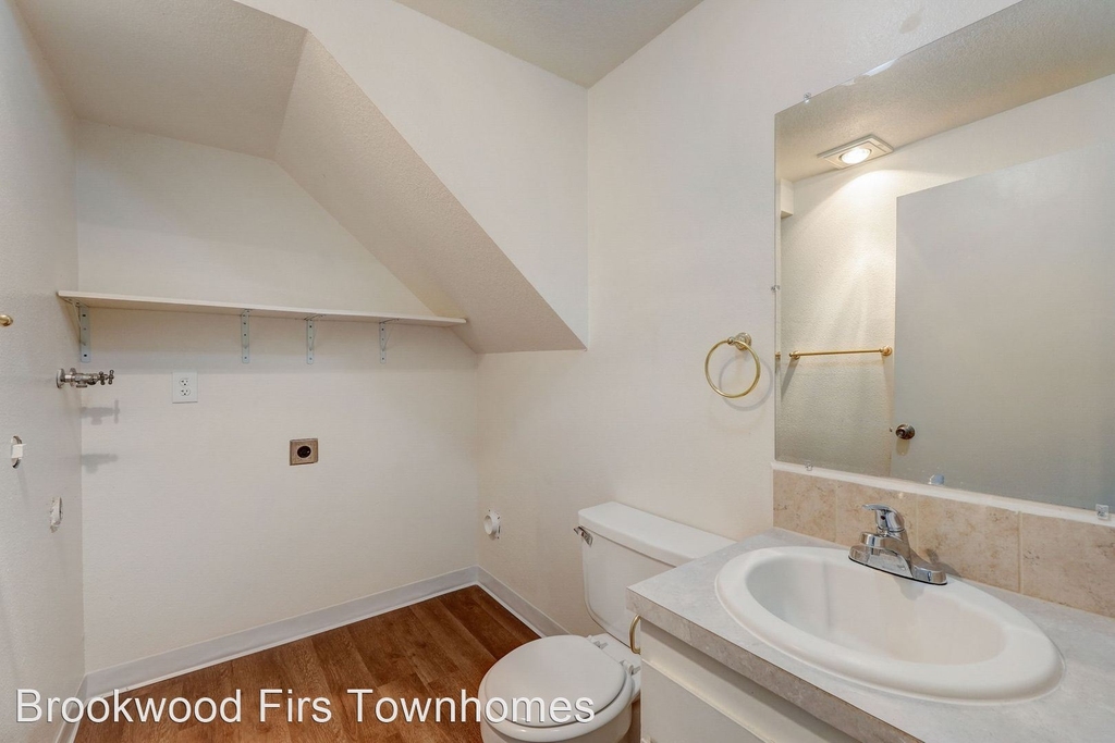 140 Ne 47th Avenue - Photo 2