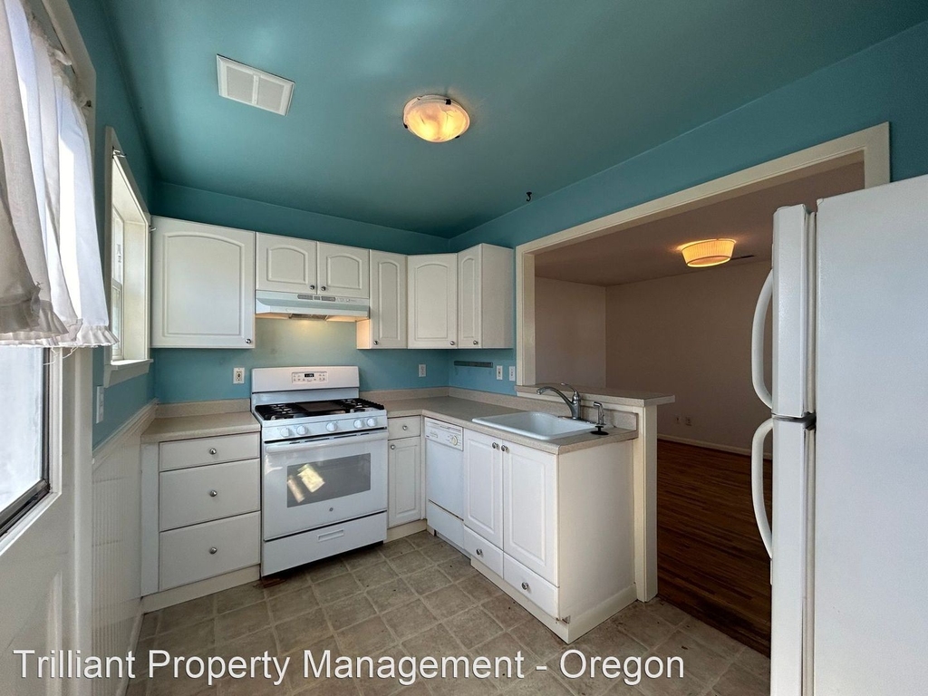 7736 N Willamette Blvd - Photo 4