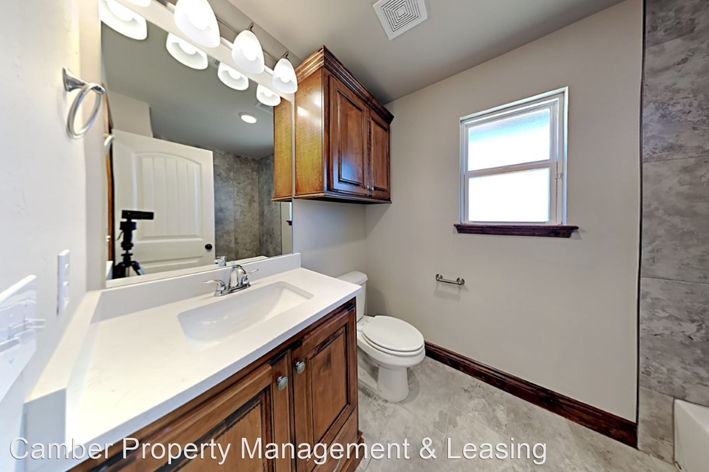 10504 Nw 41st Street - Photo 12