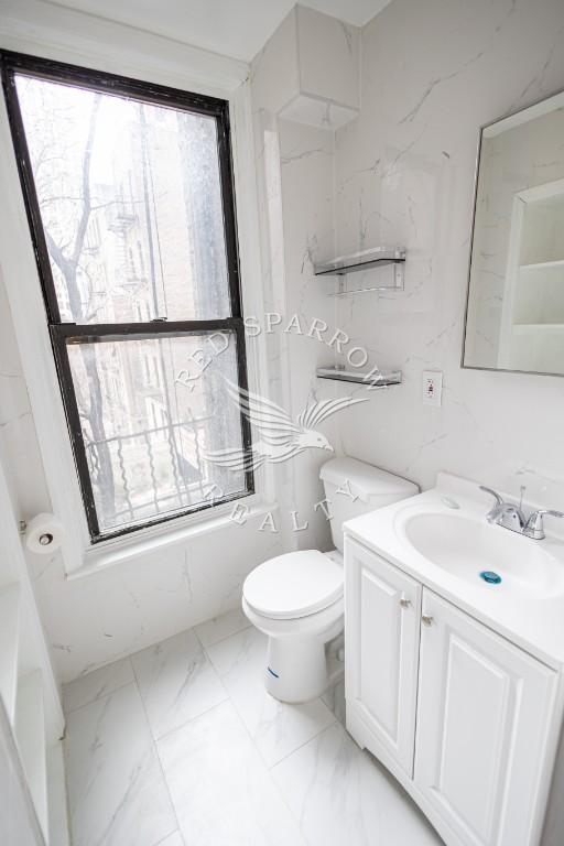 1413 Lexington Avenue - Photo 15