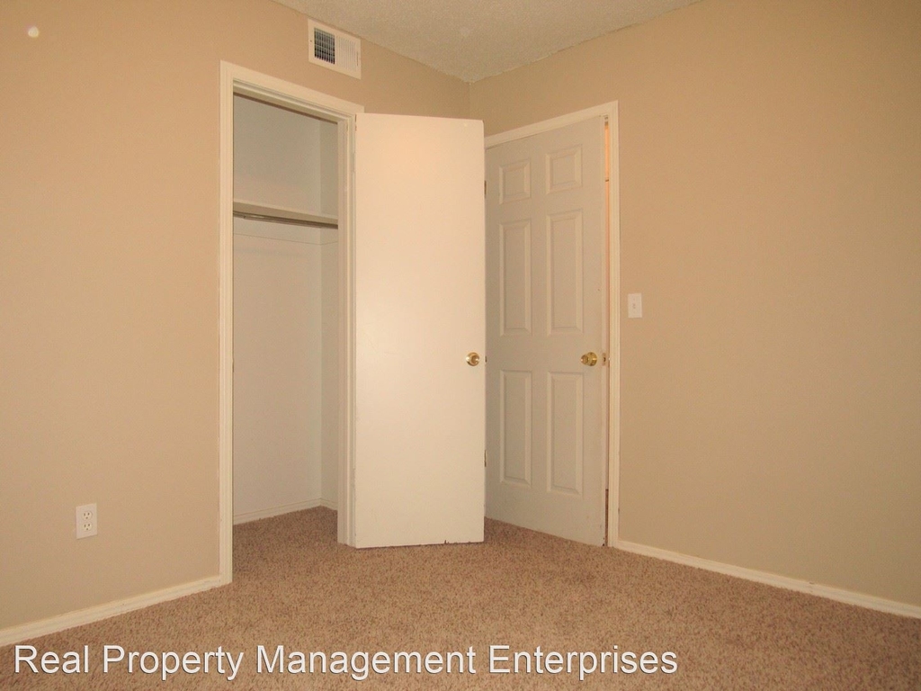 637 Redstone Ave - Photo 11