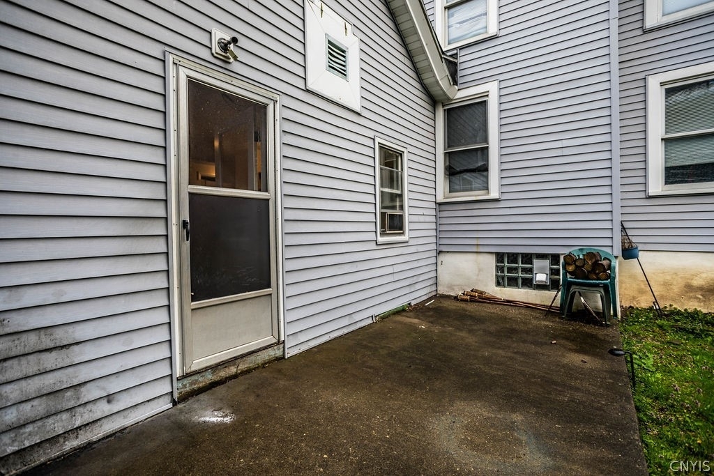 425 Schuyler Street - Photo 23