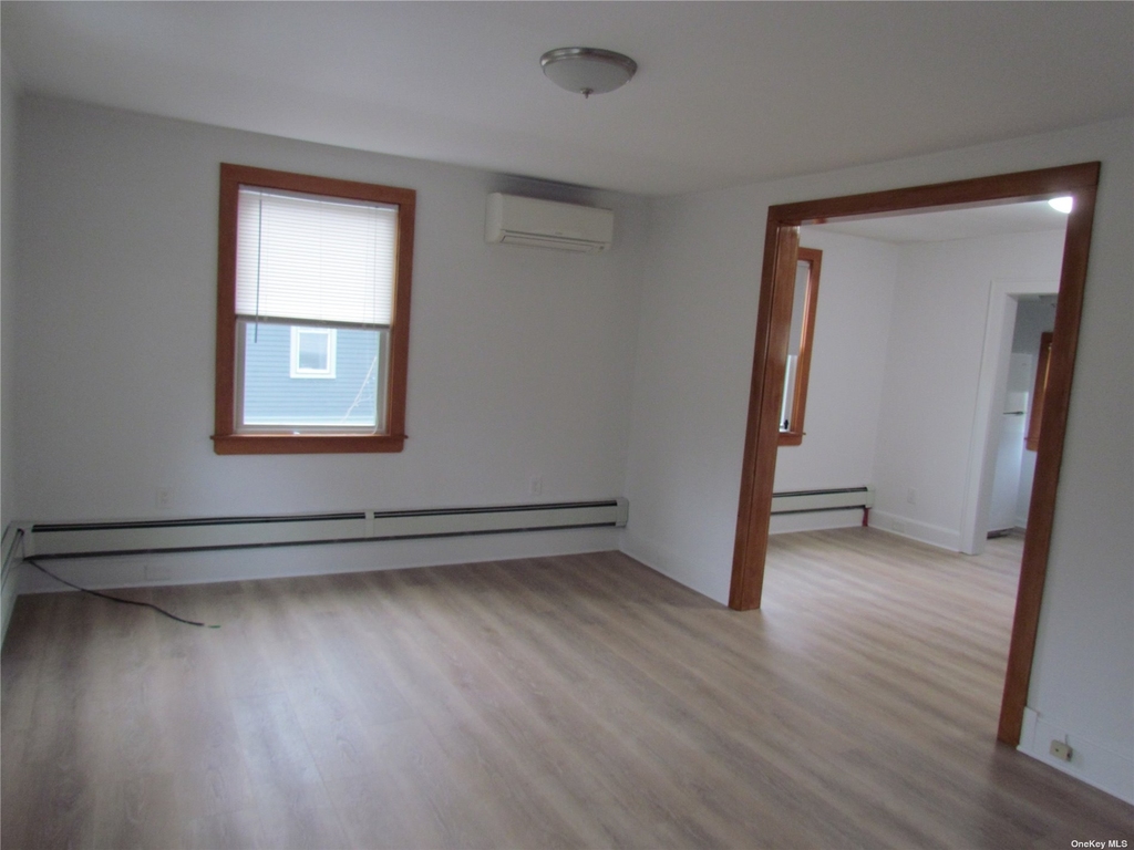 120 14 Avenue - Photo 4