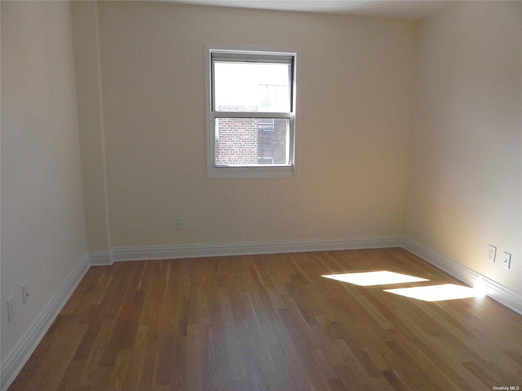 11 Schenck Avenue - Photo 12