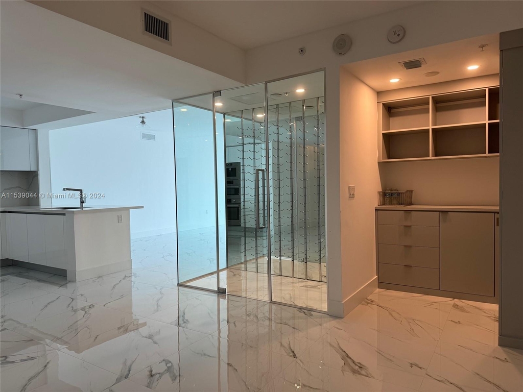 330 Sunny Isles Blvd - Photo 8