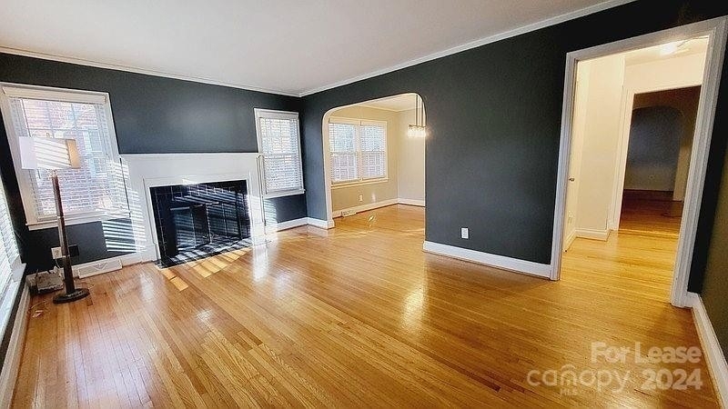 1720 Chatham Avenue - Photo 1