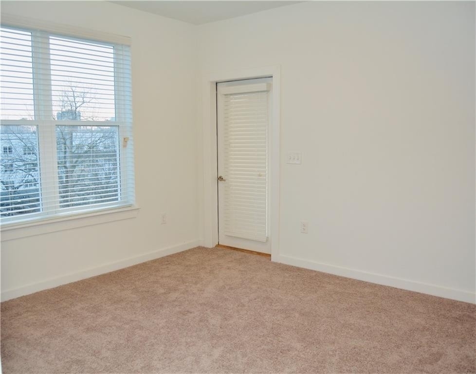 525 Parkway Drive Ne - Photo 11