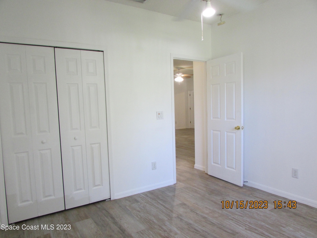 4192 Collinwood Drive - Photo 8