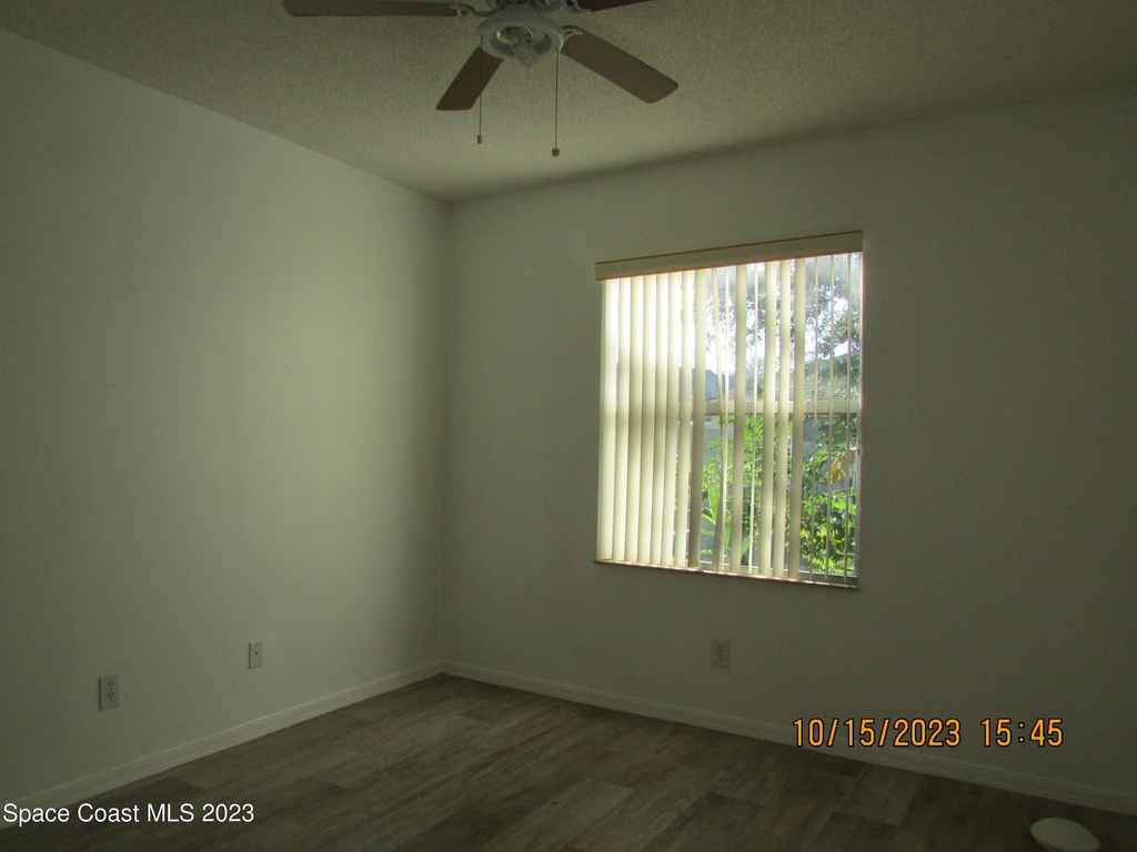 4192 Collinwood Drive - Photo 11