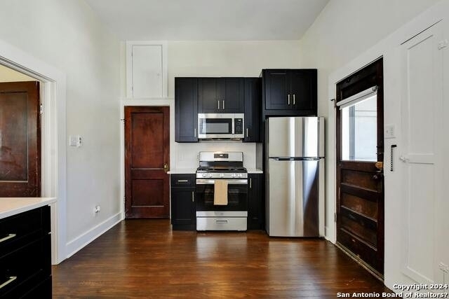 423 W Woodlawn Ave - Photo 4