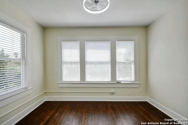 423 W Woodlawn Ave - Photo 16