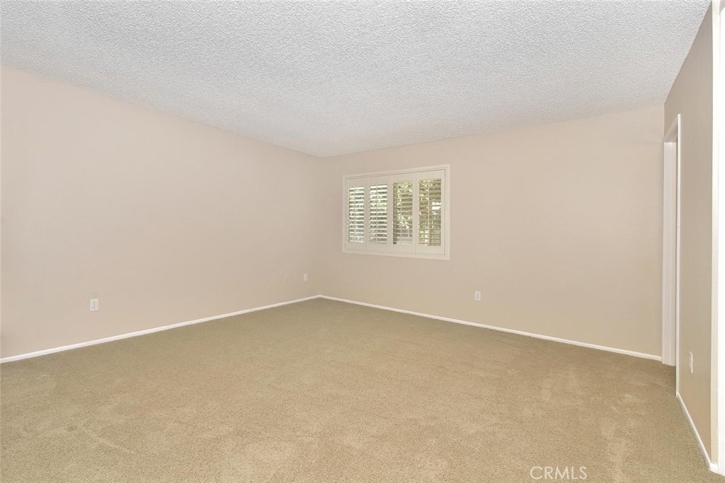 6915 Kent Way - Photo 32