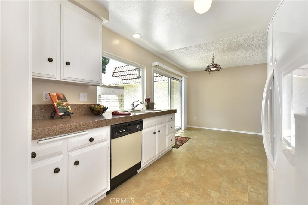 6915 Kent Way - Photo 27