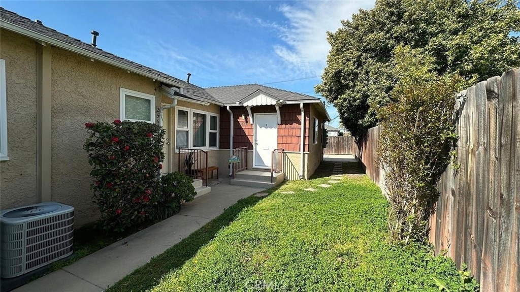 2571 N Brighton Street - Photo 1