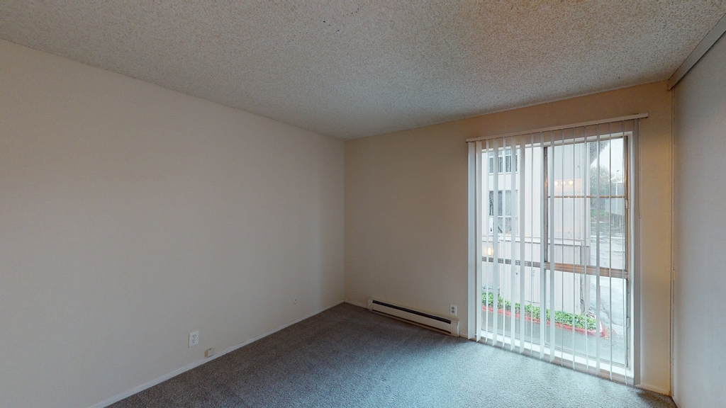 3500 Granada Avenue - Photo 3