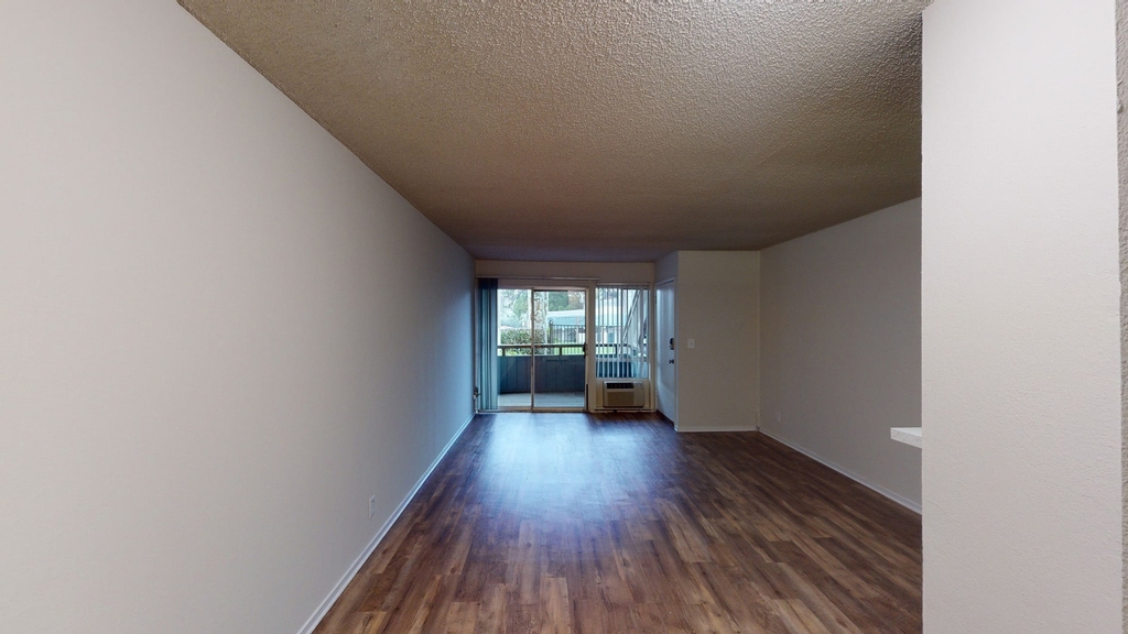 3500 Granada Avenue - Photo 2