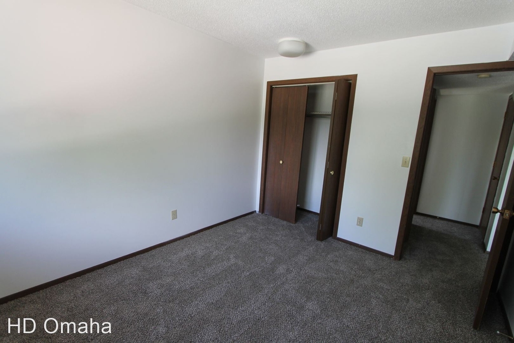 222 North Lincoln Street - Photo 1