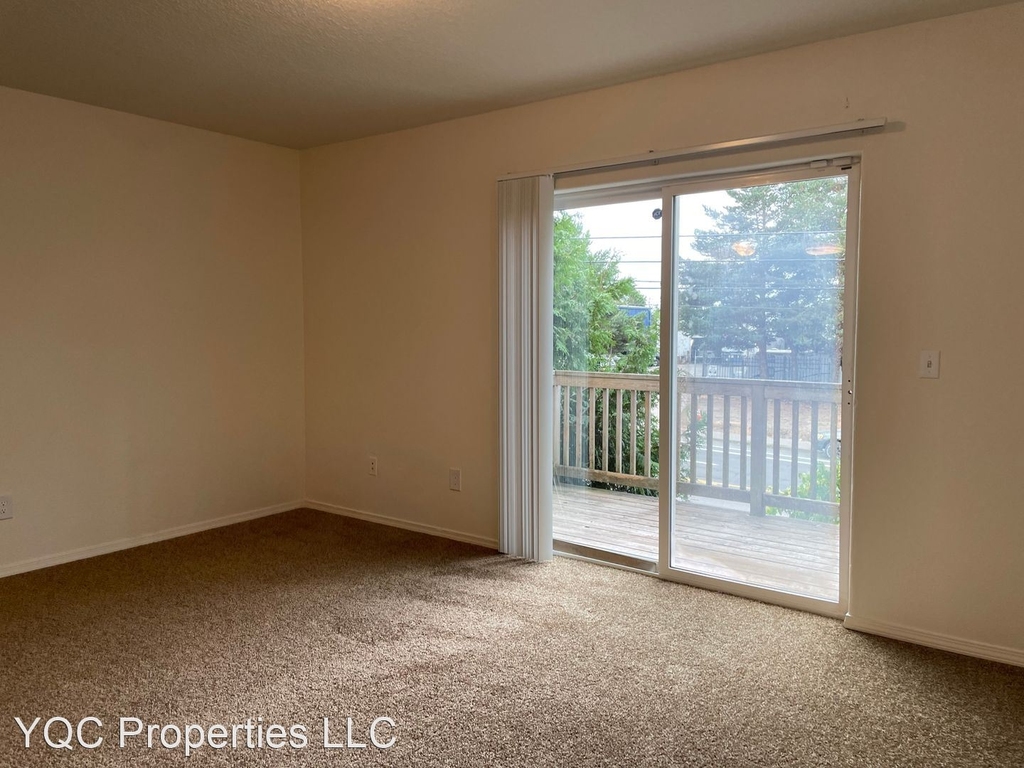 12200 Se Ramona Street - Photo 3