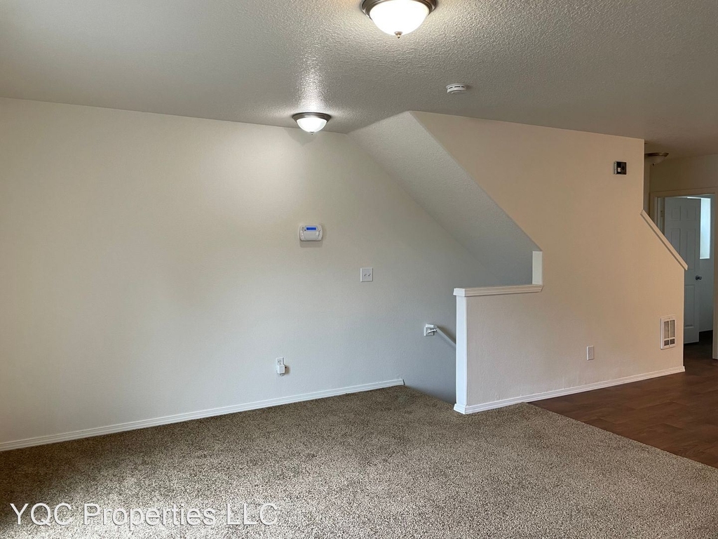 12200 Se Ramona Street - Photo 4