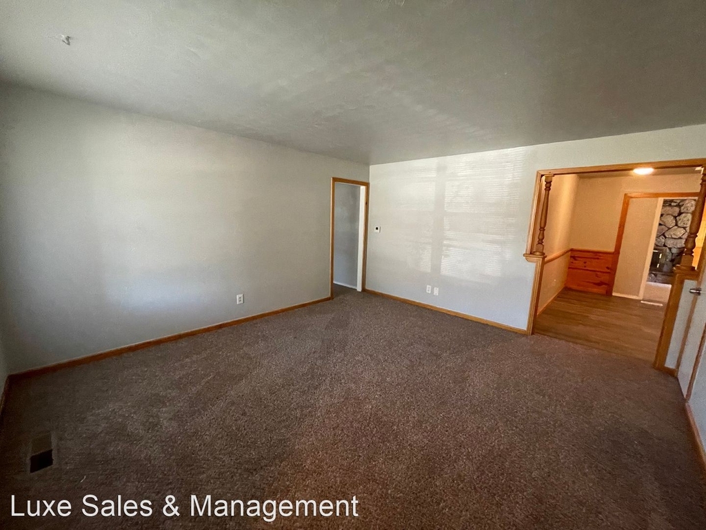 1020 Sw 68th Street - Photo 26