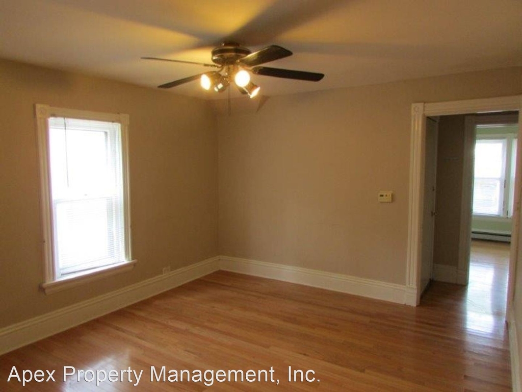 1129 Williamson Street - Photo 2