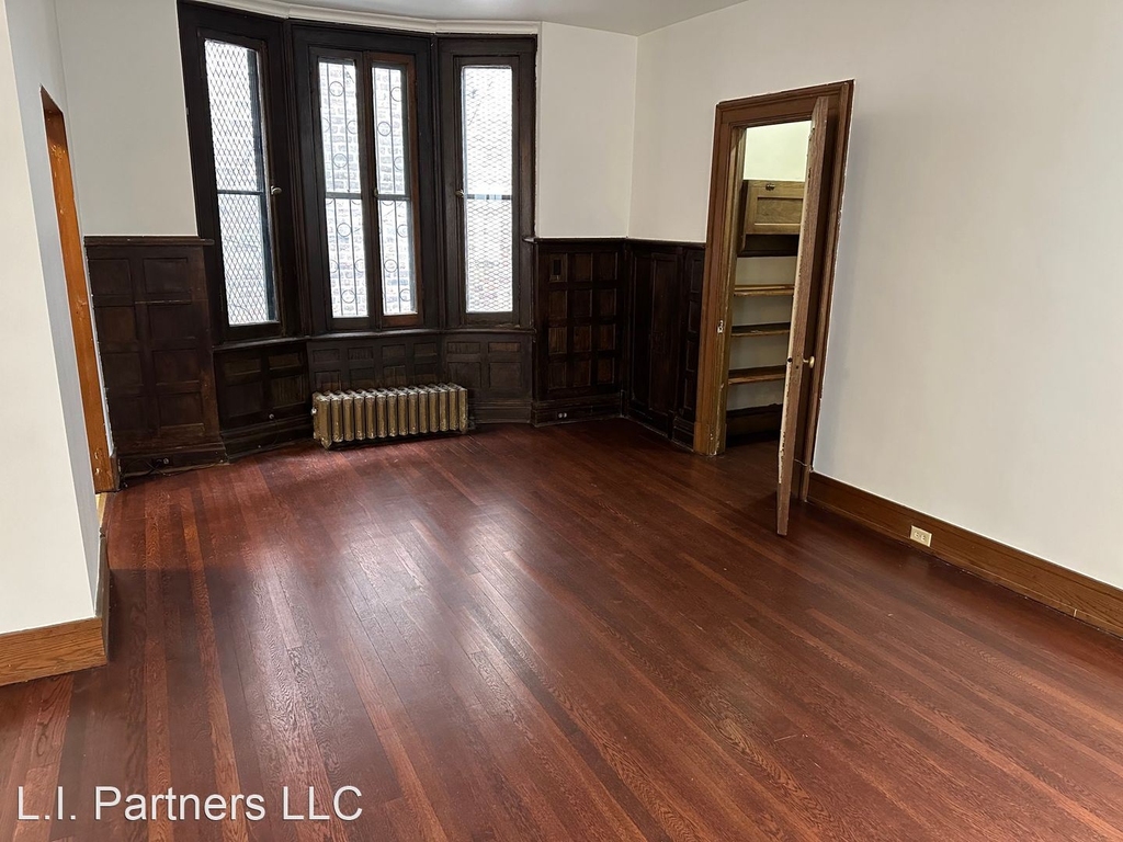 1436 N. Astor - Photo 3