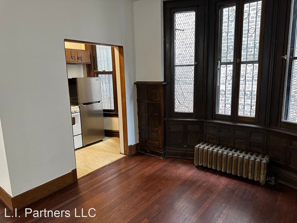 1436 N. Astor - Photo 4