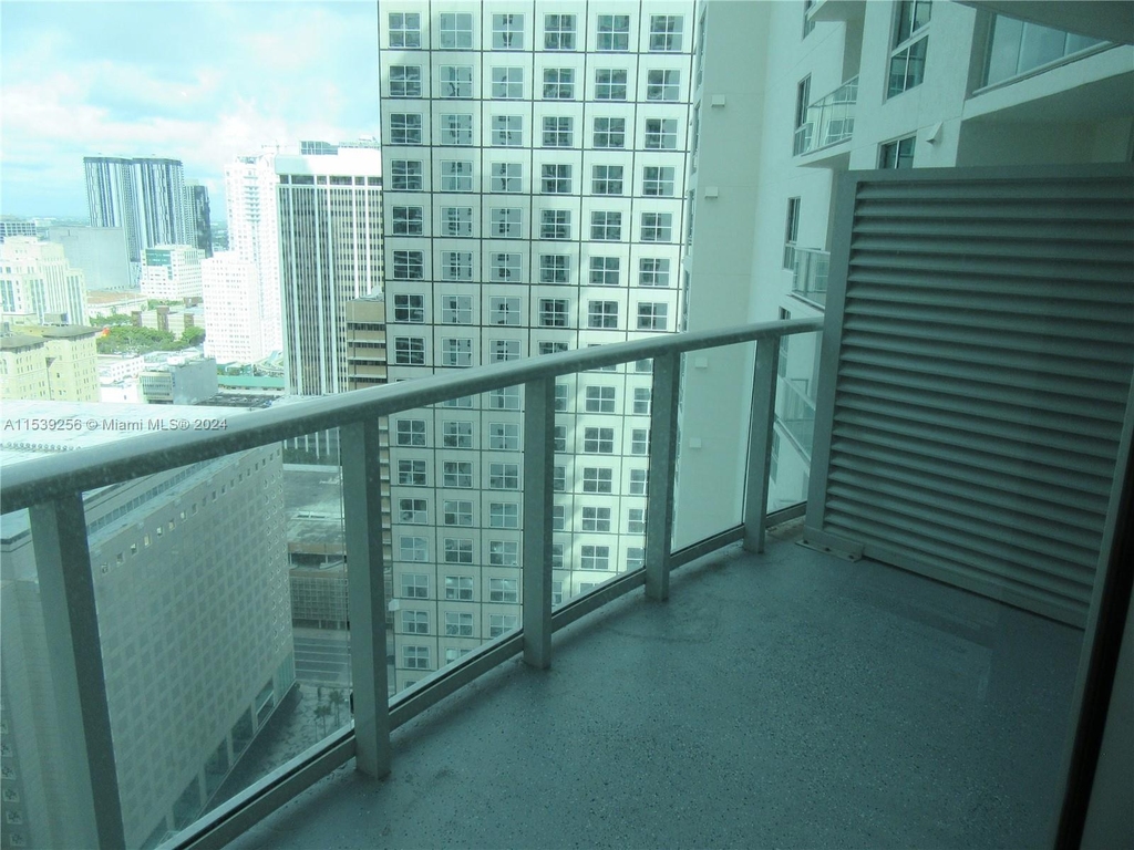 300 S Biscayne Blvd - Photo 28