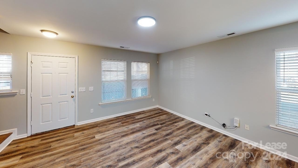 7205 Thompson Greens Lane - Photo 14