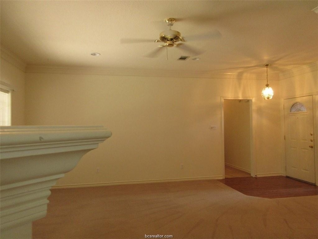 704 Aster Drive - Photo 2