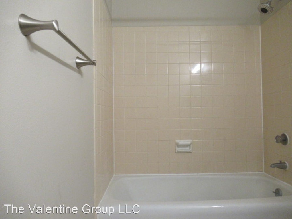 5700 West Wahner Avenue Unit 117 - Photo 14