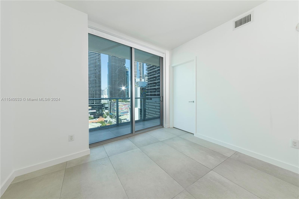 1100 S Miami Ave - Photo 14