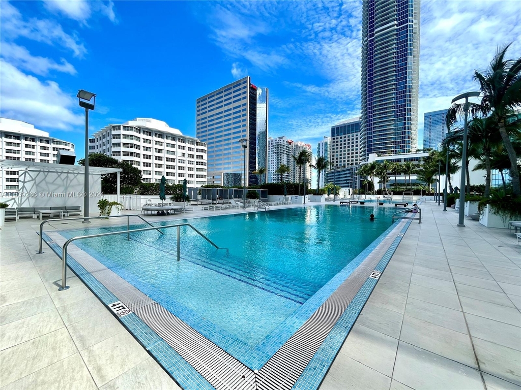 950 Brickell Bay Dr - Photo 39