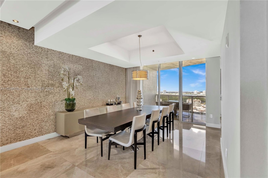 15811 Collins Ave - Photo 6