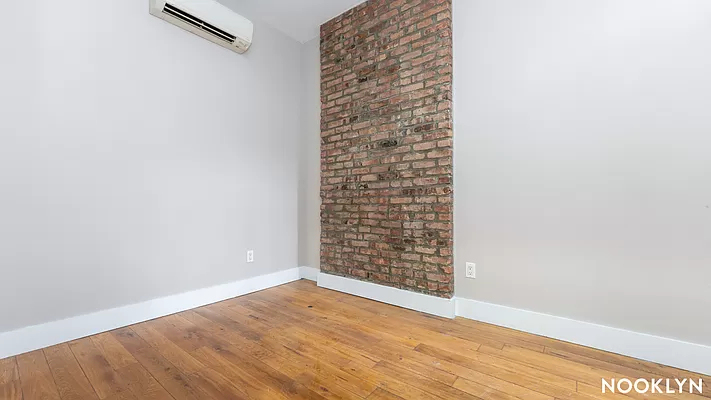 1346 Hancock Street - Photo 10