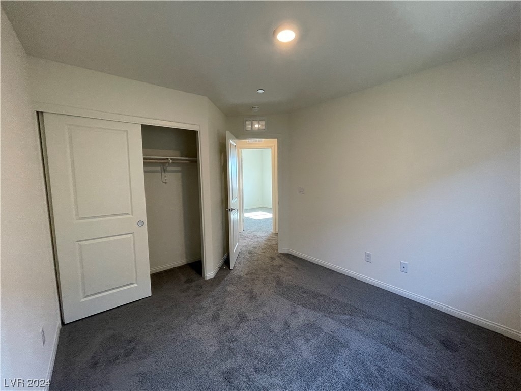 10951 Cambridge Lakes Avenue - Photo 25