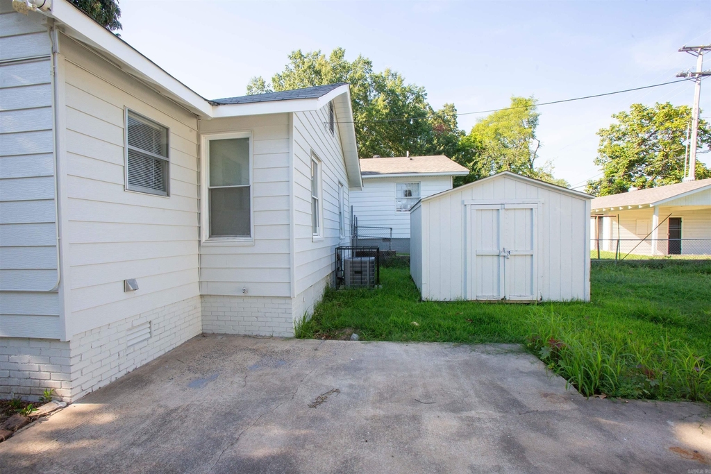 1810 Moss Street - Photo 15