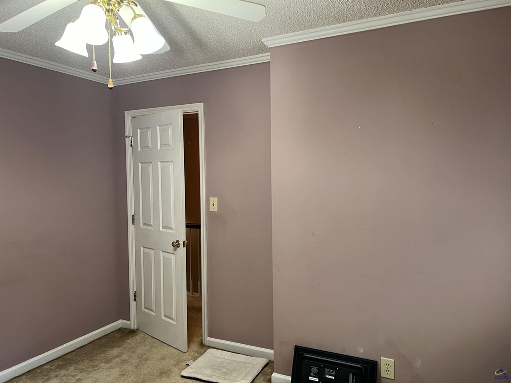 850 Parkview Court - Photo 16