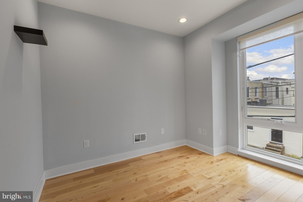 2206 E Albert Street - Photo 11