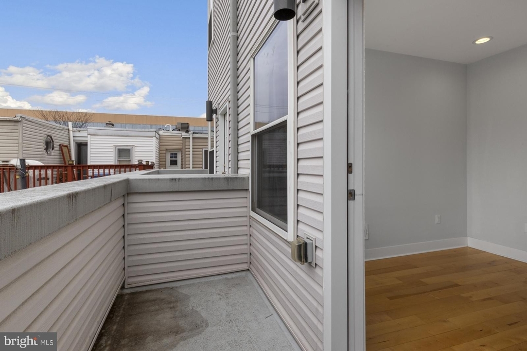 2206 E Albert Street - Photo 18