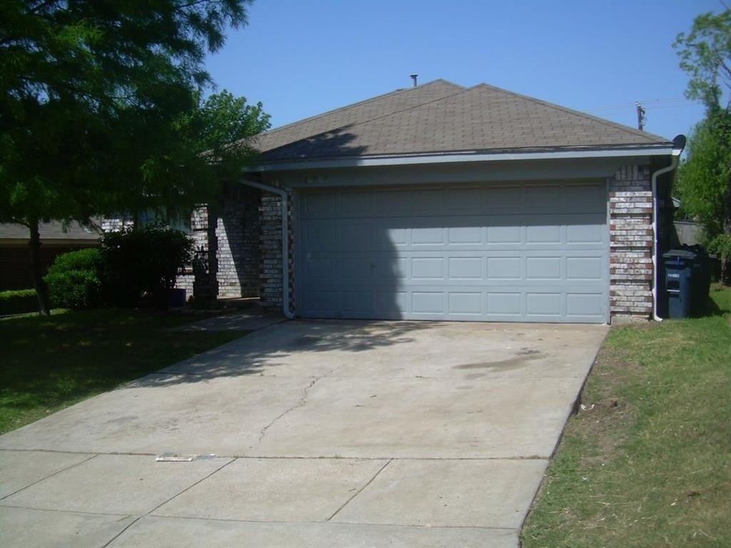 10808 Tall Oak Drive - Photo 0