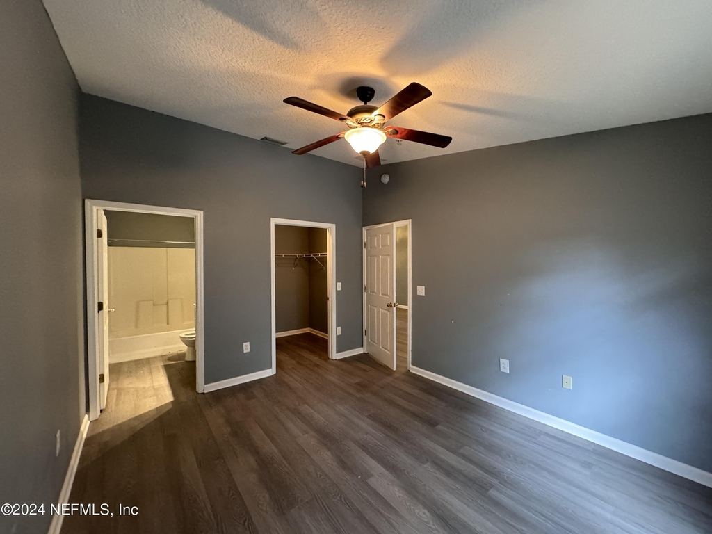 6105 Maggies Circle - Photo 11