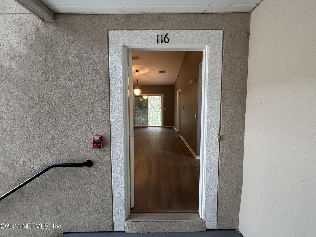 6105 Maggies Circle - Photo 3