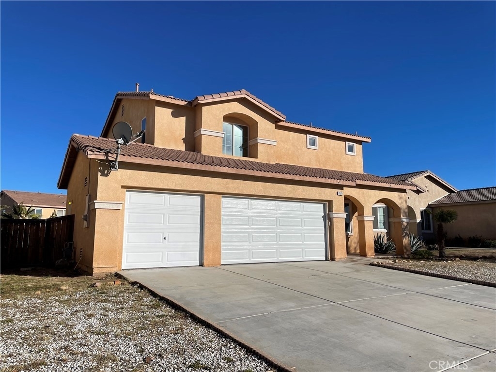 8529 Stone Creek Trail - Photo 1