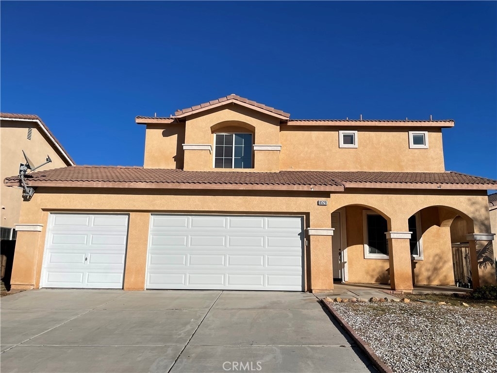 8529 Stone Creek Trail - Photo 0