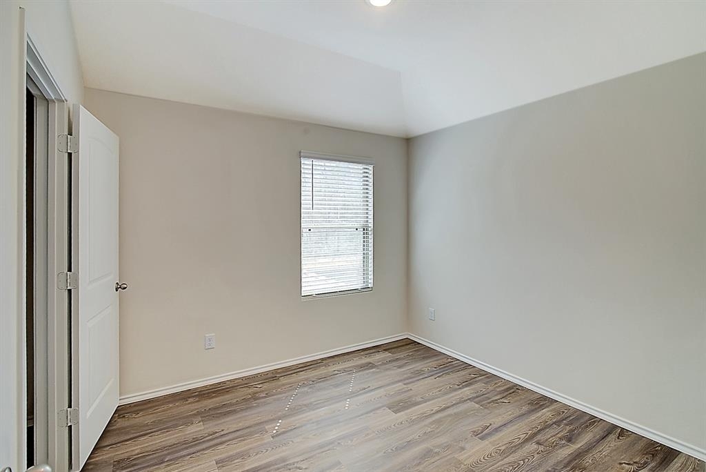 14036 Grover Creek Drive - Photo 19