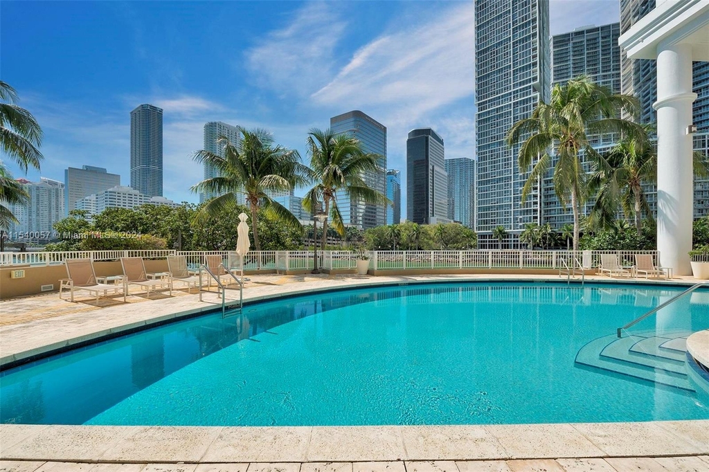 801 Brickell Key Blvd - Photo 44