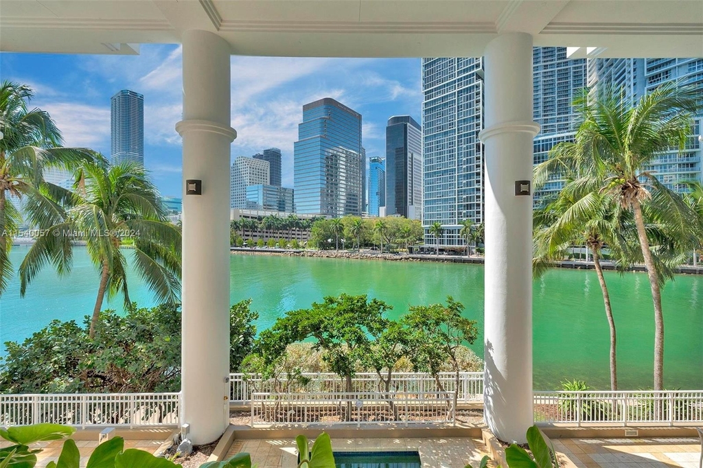 801 Brickell Key Blvd - Photo 41